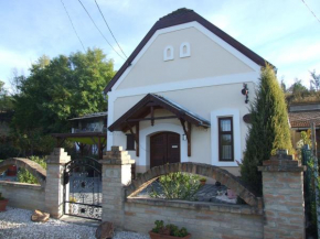 Nánaháza